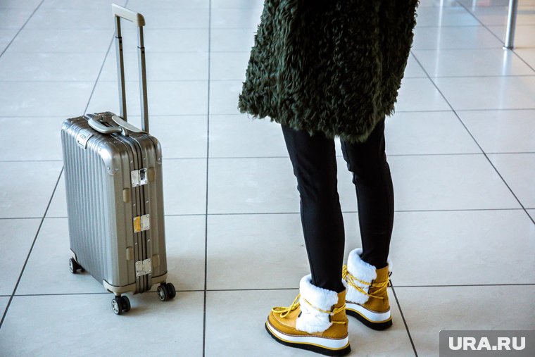 Туристам из России усложнили путь в Европу: почему запретили многократные визы и что теперь делать