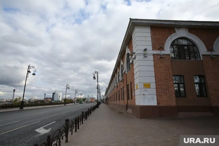 Проезд для горожан закрыт по улице Ленина с мая этого года