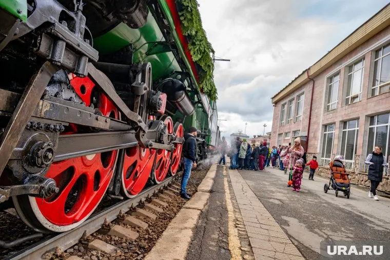 Экспозицию посещали целыми семьями