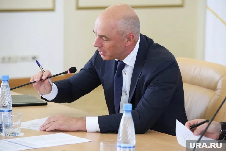 Минфин спросит бизнес об уплате налога не сверхприбыль, заявил Антон Силуанов