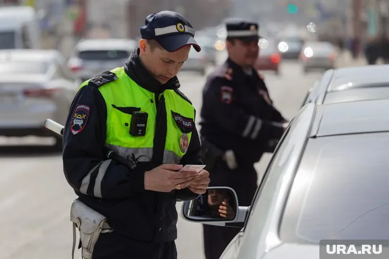 МВД предложило временно ограничивать право на управление автомобилем для уклонистов