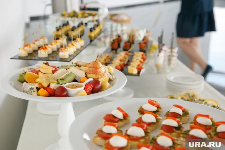 В среднем россияне потратят на новый год около 6,5 тыс. рублей