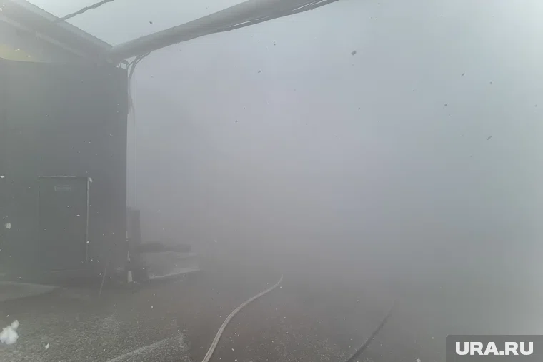 Пионерский затягивает густым дымом (архивное фото)