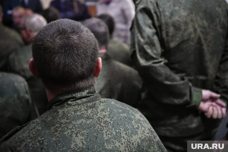 В Качканаре свердловчане шьют одежду для мобилизованных военнослужащих