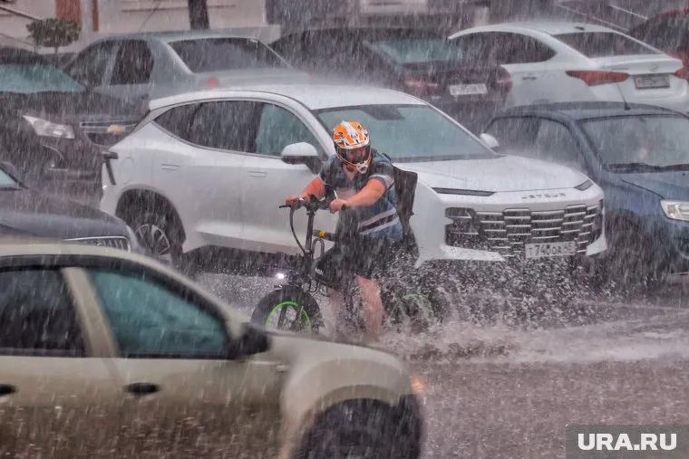 Синоптики назвали происходящее мегаливнями