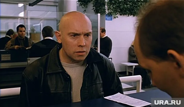 Виктор Сухоруков повредил руку во время спектакля