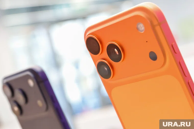 Пермские магазины принимают заказы на новые айфоны