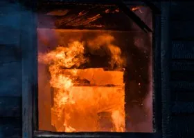 Жители Березовского сообщили о горящем заводе