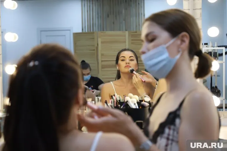 Бренды из Украины берут у свердловчан деньги, но не отправляют им посылки