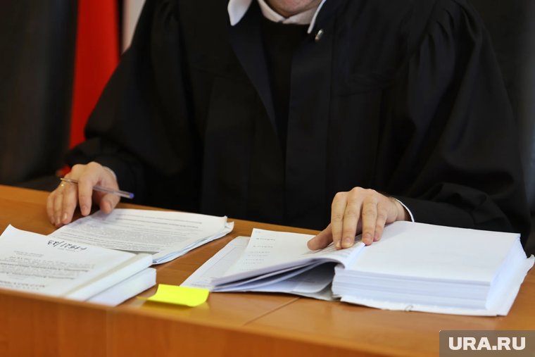 В Кургане суд не стал смягчать штрафы за мигрантов агрофирме депутата Немирова