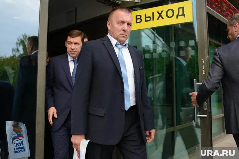 Часть верхотурских депутатов указала мэру Алексею Лиханову на выход