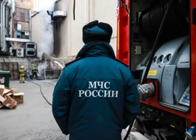 Успели чудом выпрыгнуть: дрон-камикадзе атаковал машину МЧС в Горловке, есть пострадавшие