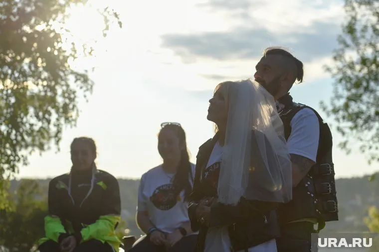 Вадим Самойлов сделал сюрприз для свердловских байкеров