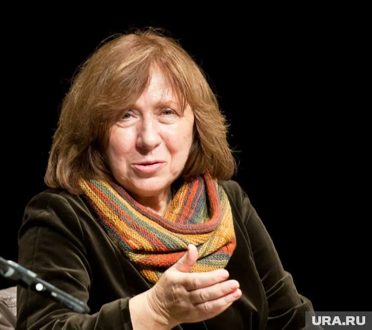 Светлана Алексиевич случайно попала в списки врагов Украины на сайте «Миротворец»