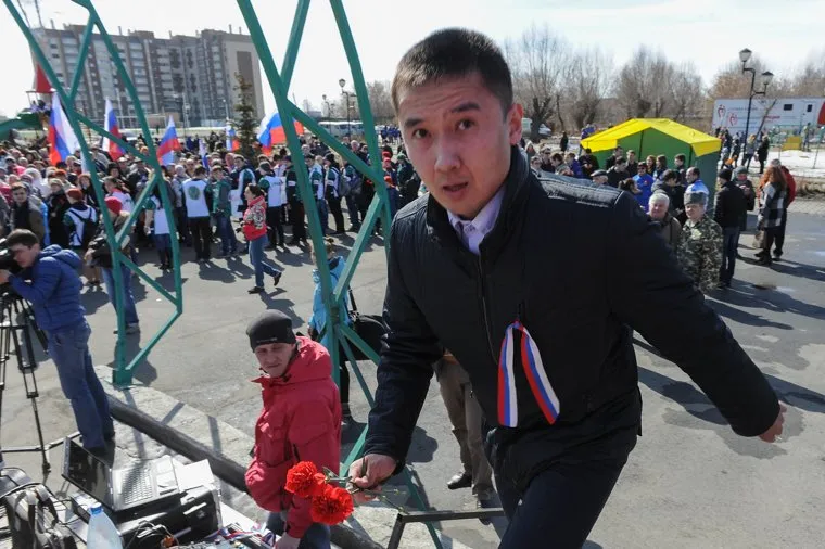 Акция в поддержку пострадавших и памяти погибших во время теракта в Санкт Петербурге.Челябинск, утарбеков дамир