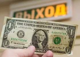 Кризис? Самое время продать «Лексус» и пойти собирать мусор