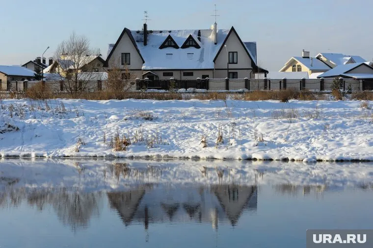 «Жилстрой №9» приобрел землю на берегу озера