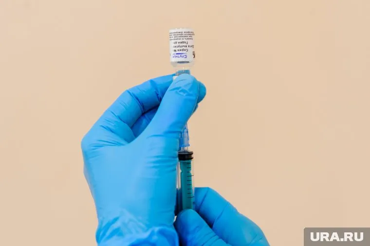 Александр Гинцбург призывает еще непривившихся россиян наконец-то вакцинироваться