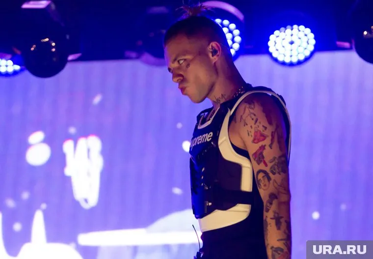 В 2021 году суд штрафовал Элджея за пропаганду употребления наркотиков