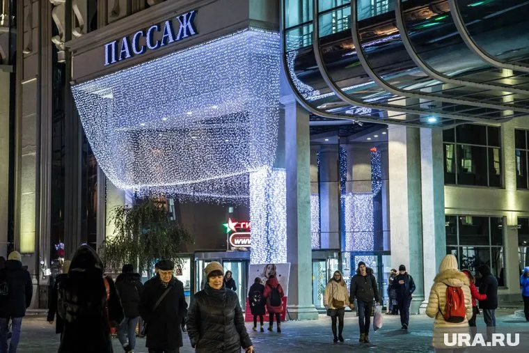 На подростков нападают в крупнейших торговых центрах Екатеринбурга