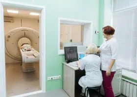 Новый медцентр в Екатеринбурге за деньги переманивает пациентов