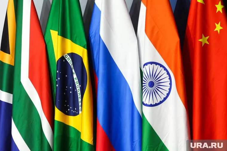 На полях ПМЭФ-2024 прошла панельная сессия «Цели БРИКС в контексте нового миропорядка»