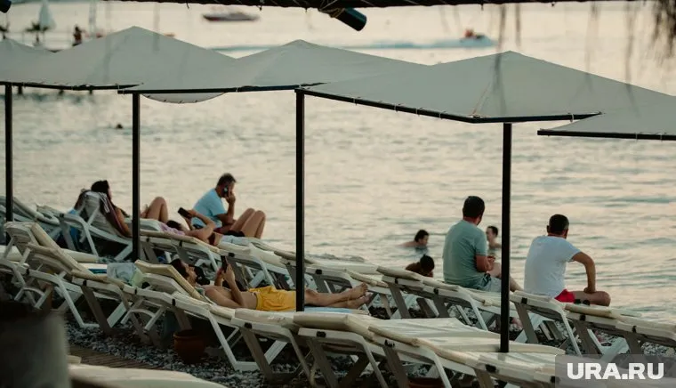 Турецкие осужденные будут работать в отелях и на пляжах