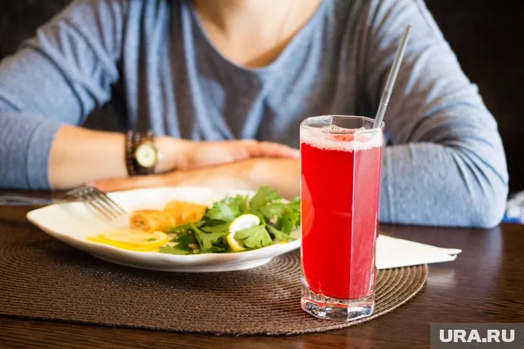 Будут закрыты те кафе и рестораны, которые работают без разрешений