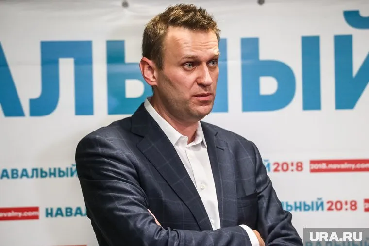 Алексею Навальному могли передавать информацию из баз данных самарские полицейские