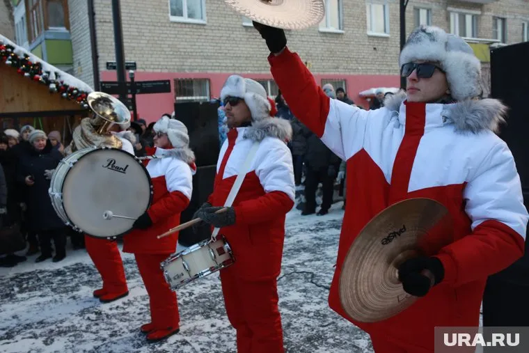 Выступление оркестра Дедов Морозов в Тюмени пройдет 4 января