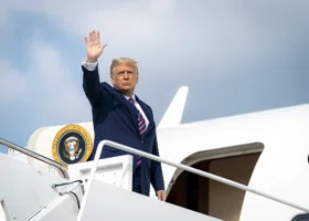 В переписке Эпштейна обнаружили секс-компромат на Трампа с неким «Буббой»: кому это выгодно