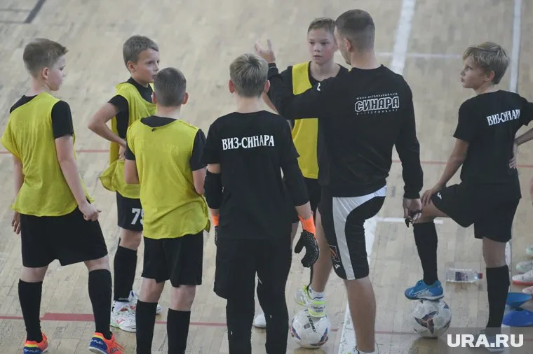 Болельщики футбольных команд не поделили трибуны (архивное фото)