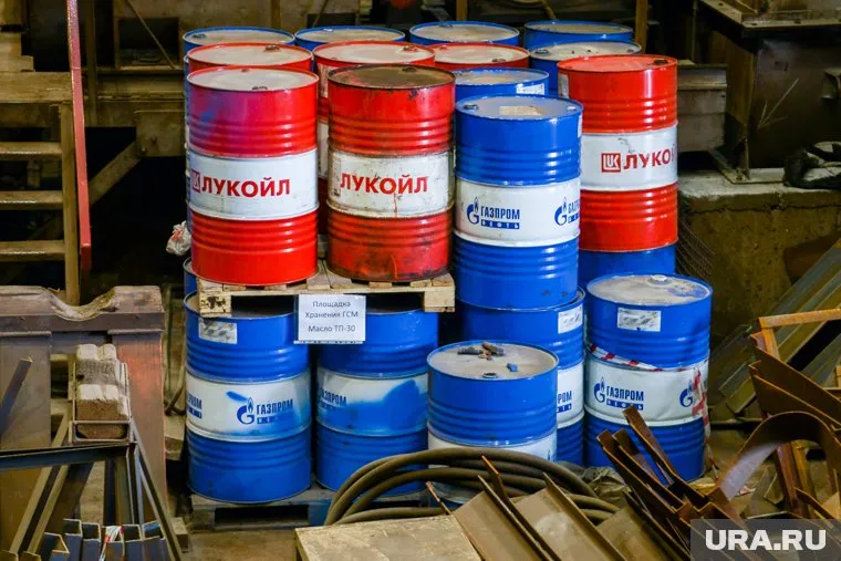 Российские нефтепродукты не будут поставлять странам, поддержавшим потолок цен, заявил Александр Новак