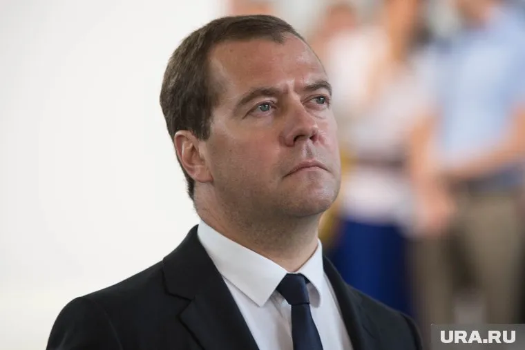 Медведев уверен в будущем России