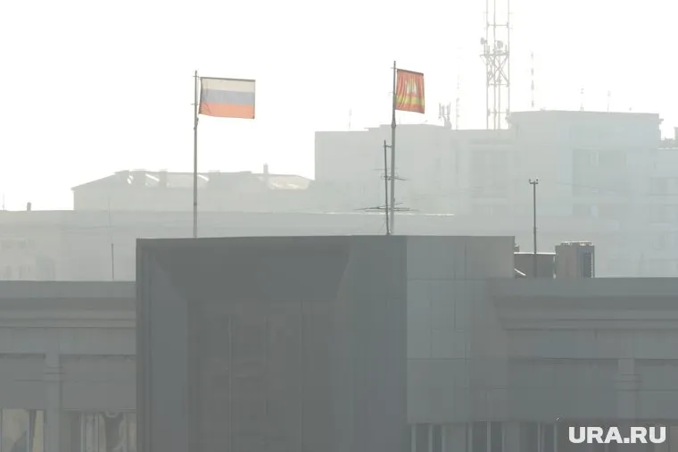 Смог над городом затруднит дыхание