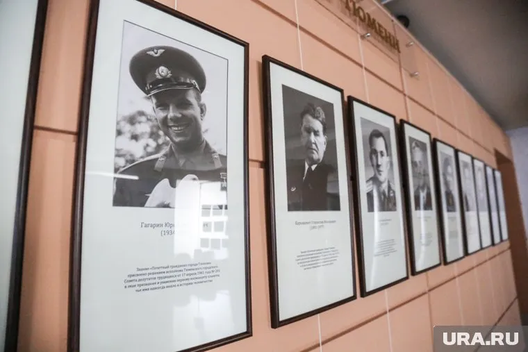 Министерство обороны РФ опубликовало удостоверения, зачетные книжки, полетные задания  первых космонавтов