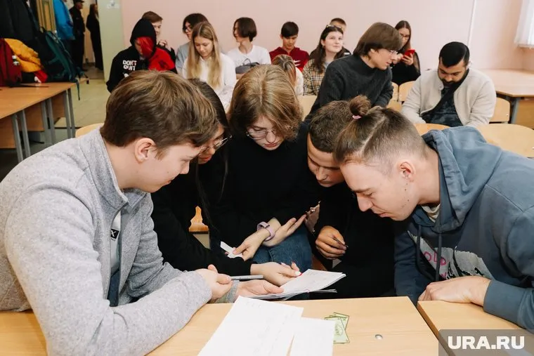 В ЯНАО начался конкурс грантов губернатора для молодежи