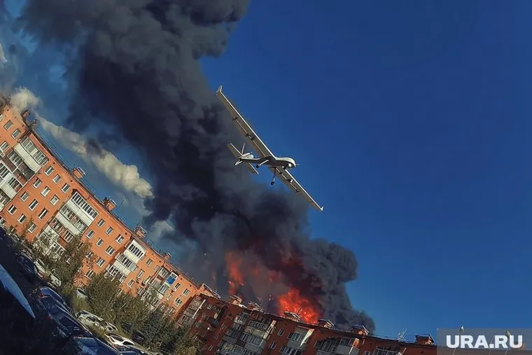 Жители города сообщают о громких хлопках