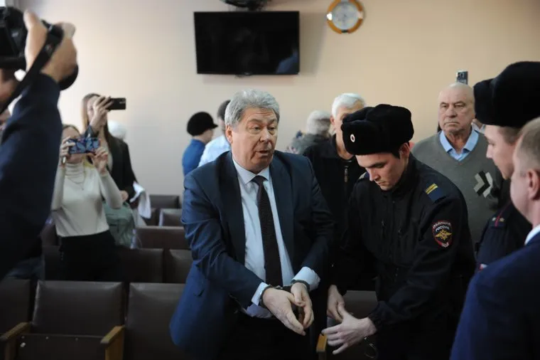 Приговор Виктору Чернобровину и Рудольфу Зайцеву в суде Центрального района. Челябинск