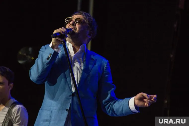 Известный артист уже много лет страдает алкоголизмом