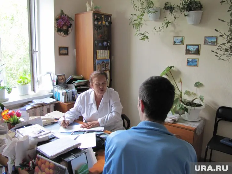 Врачам ограничивают время на прием пациентов