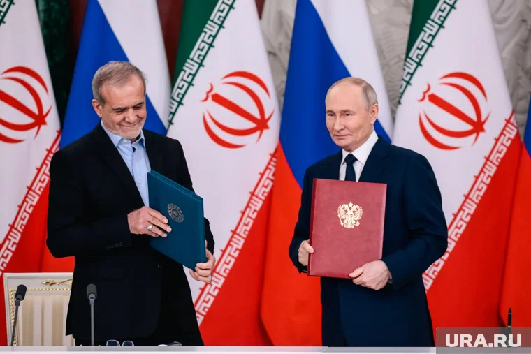 Президент РФ Владимир Путин встал на защиту Ирана