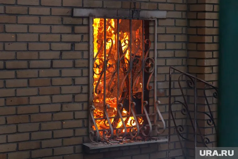 Женщина умерла в пожаре от отравления угарным газом