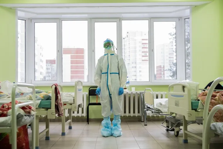 Свердловский областной клинический психоневрологический госпиталь для ветеранов войн, где оказывают помощь пациентам с коронавирусной инфекцией COVID-19. Екатеринбург