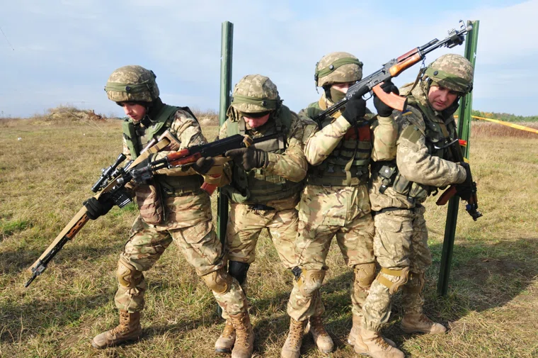 Военная помощь Украине от Нидерландов всплыла на распродаже в интернете