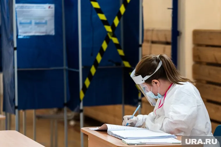 Охранник школы по ошибке не пустил свердловчанина на участок