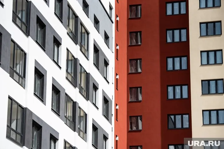 Семьям посоветовали отдавать за ипотеку четвертую часть бюджета