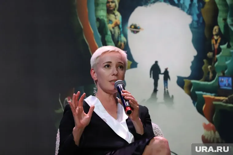 Чулпан Хаматова уехала из России