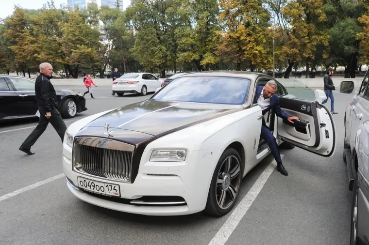Александр Аристов, Роллс-Ройс Rolls-Royce. Челябинск