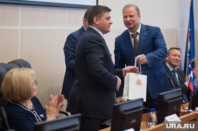 На публике Виктор Шептий (справа) и Иван Квитка (слева) ведут себя по-дружески